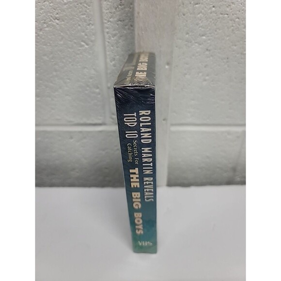 Bass Fishing Roland Martin Reveals Top 10 Secrets For Catching The Big Boys(VHS) - Picture 3 of 6